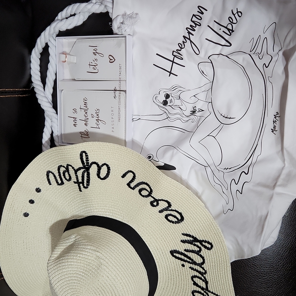 Beach Honeymoon Accessories